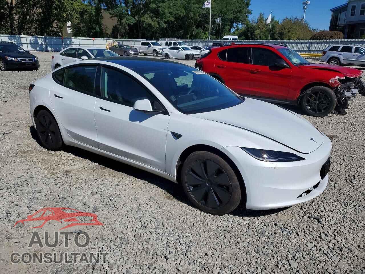 TESLA MODEL 3 2025 - 5YJ3E1EB7SF060795