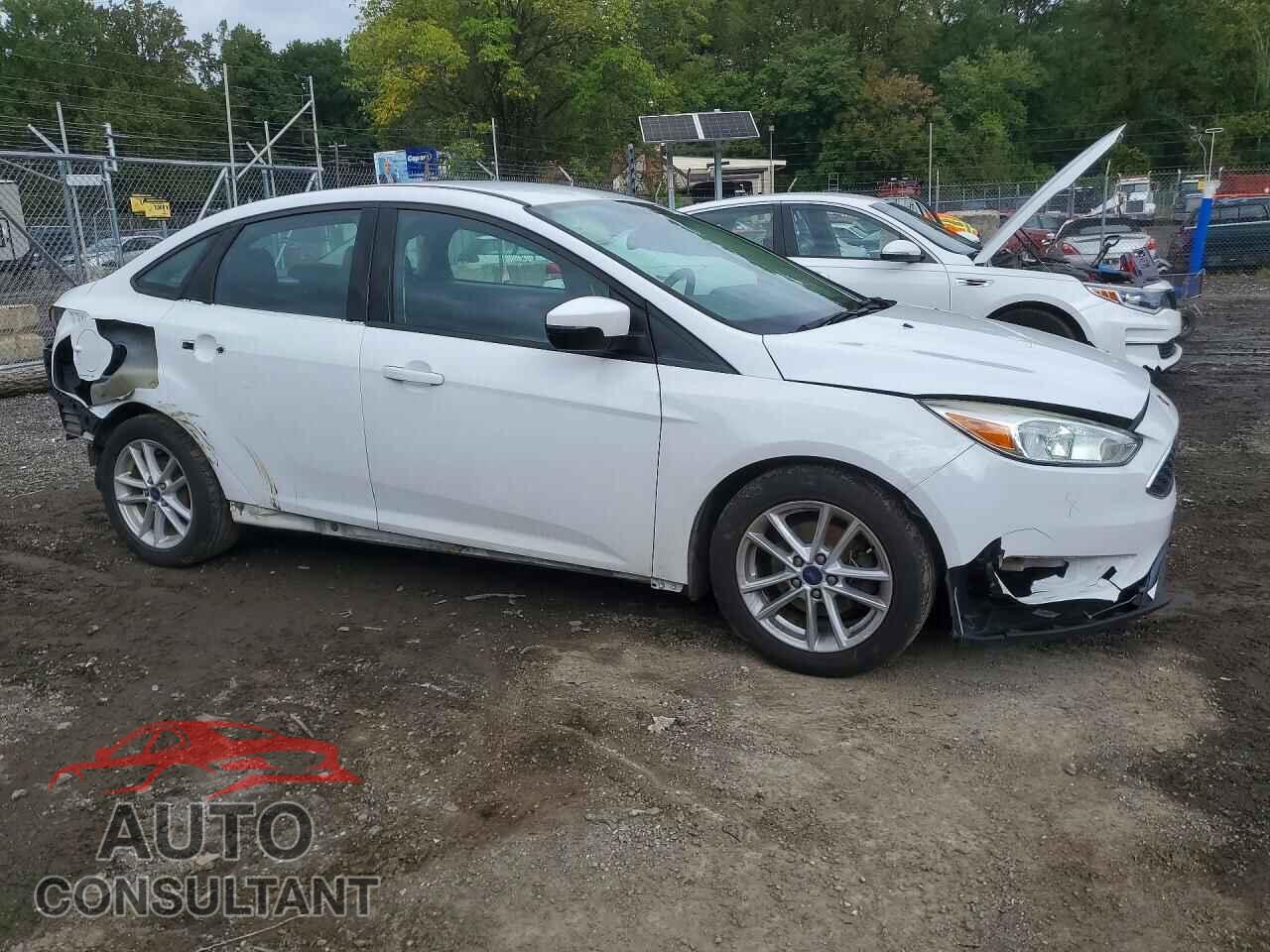 FORD FOCUS 2017 - 1FADP3F29HL242681