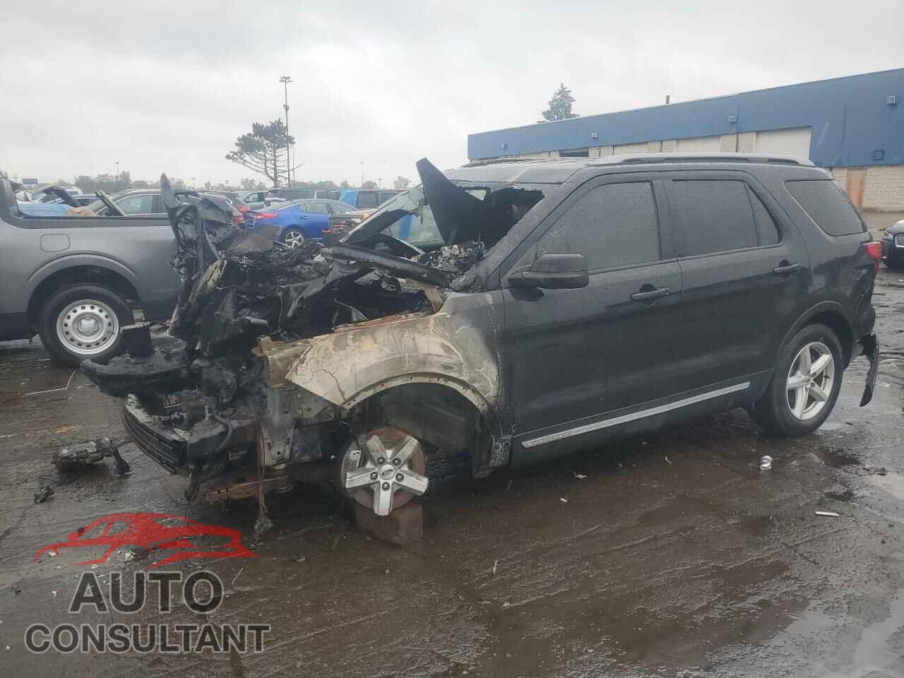 FORD EXPLORER 2018 - 1FM5K7D86JGB77035