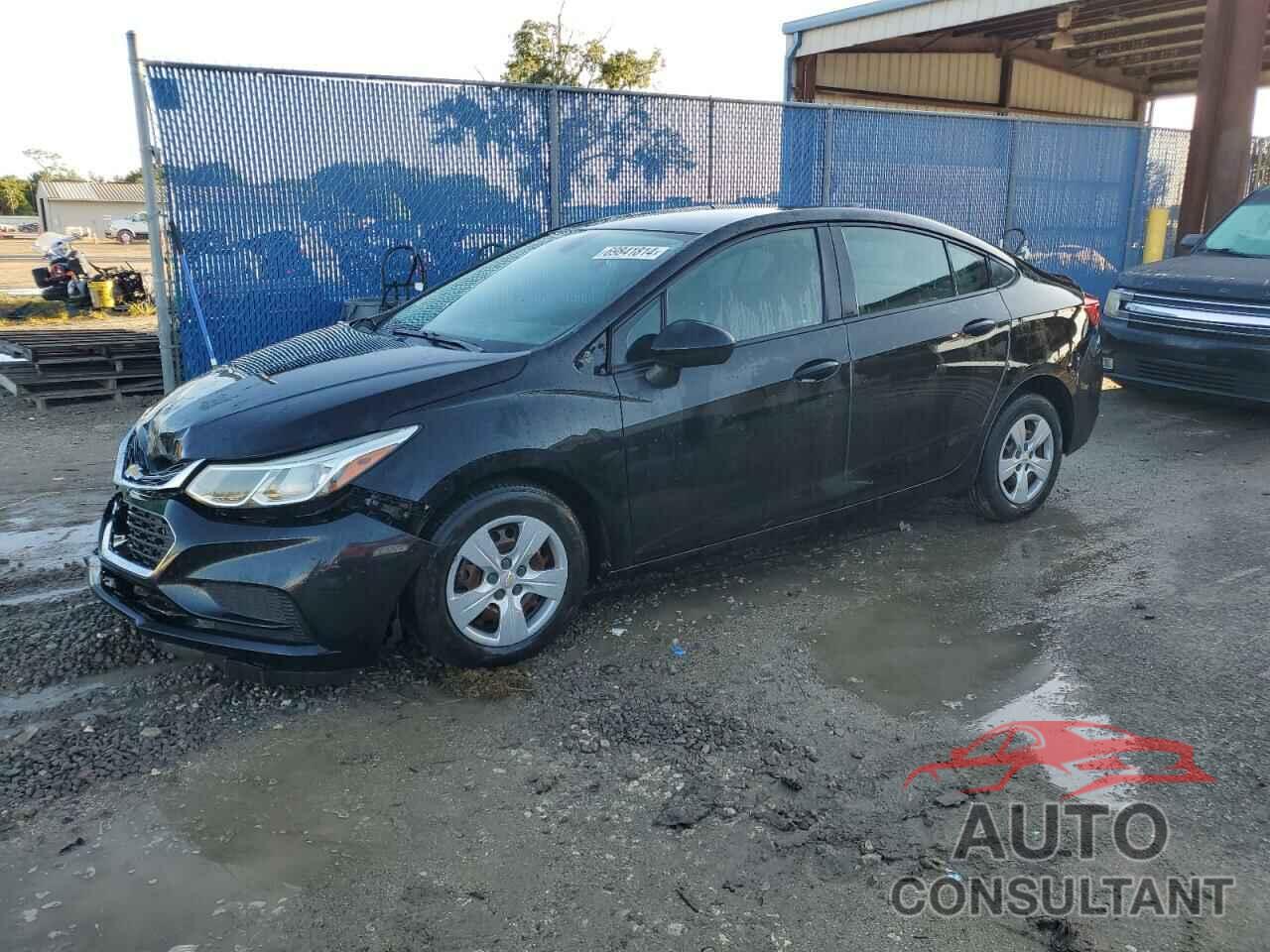 CHEVROLET CRUZE 2018 - 1G1BC5SM0J7221967