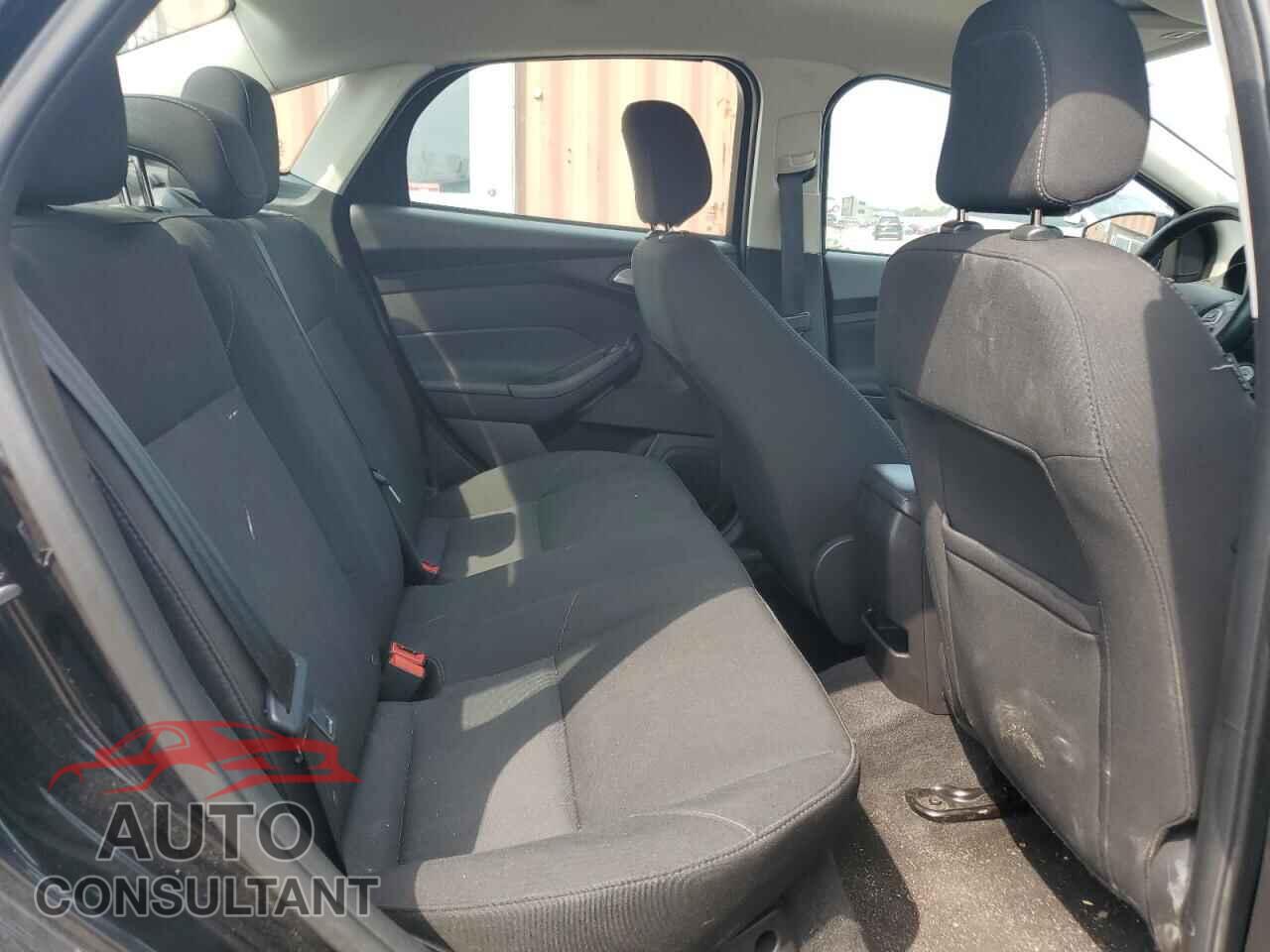 FORD FOCUS 2018 - 1FADP3F20JL270326