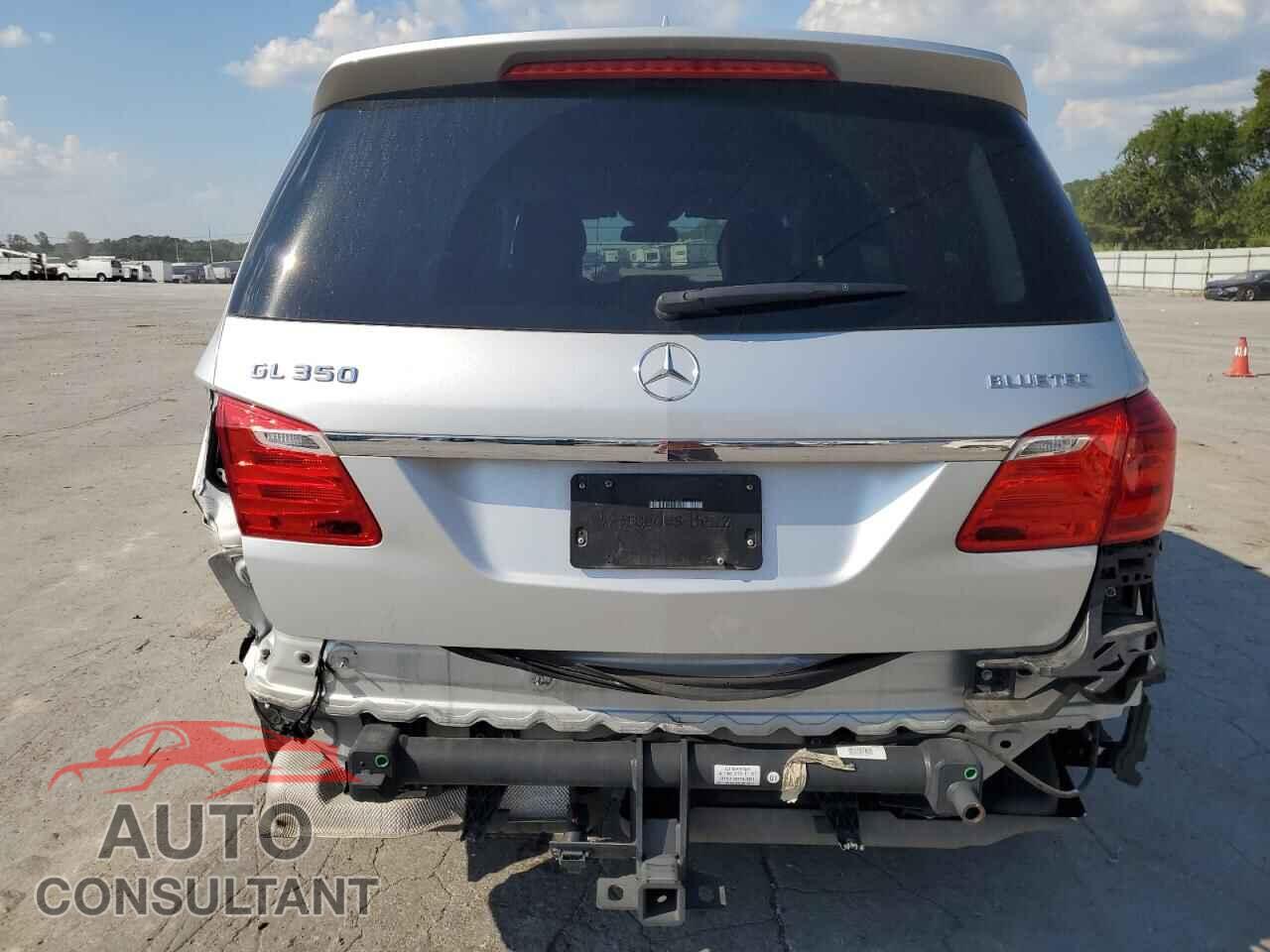 MERCEDES-BENZ GL-CLASS 2015 - 4JGDF2EE2FA572802