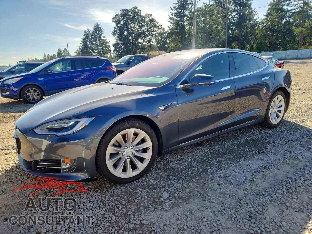 TESLA MODEL S 2017 - 5YJSA1E22HF217407