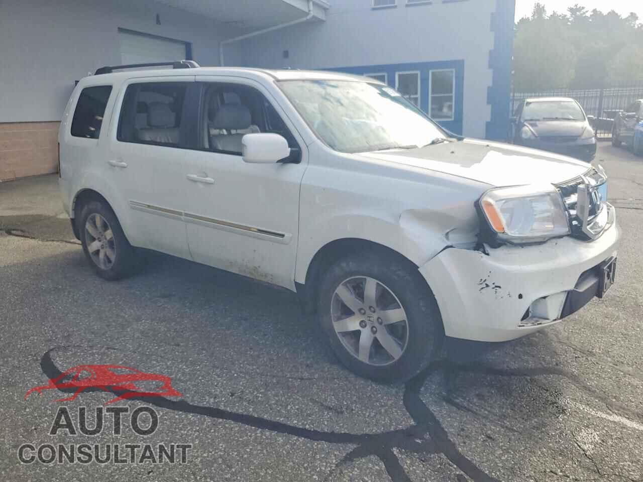 HONDA PILOT 2014 - 5FNYF4H93EB051027