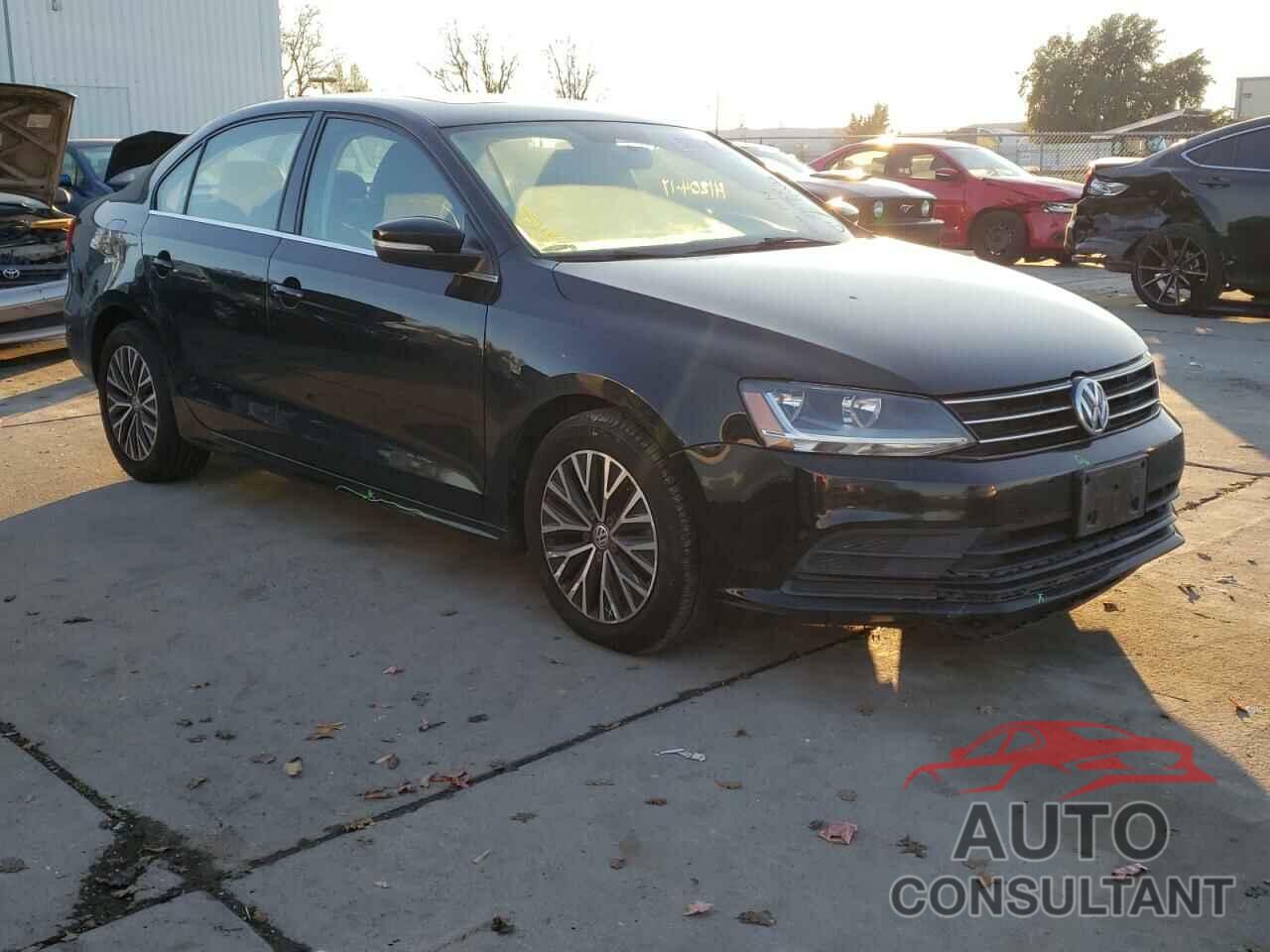 VOLKSWAGEN JETTA 2017 - 3VWDB7AJ4HM268874