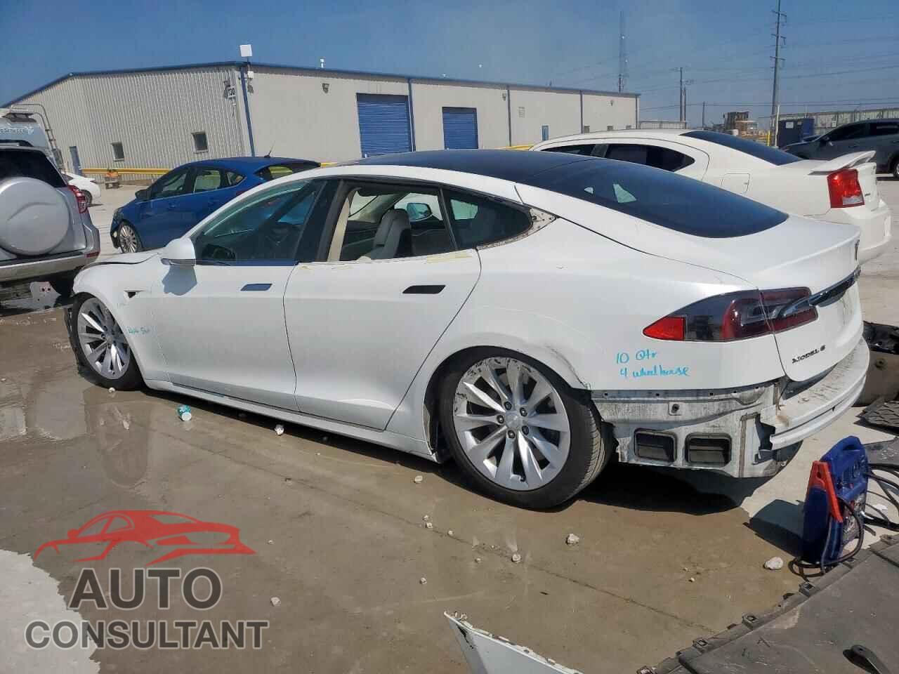 TESLA MODEL S 2017 - 5YJSA1E14HF214869