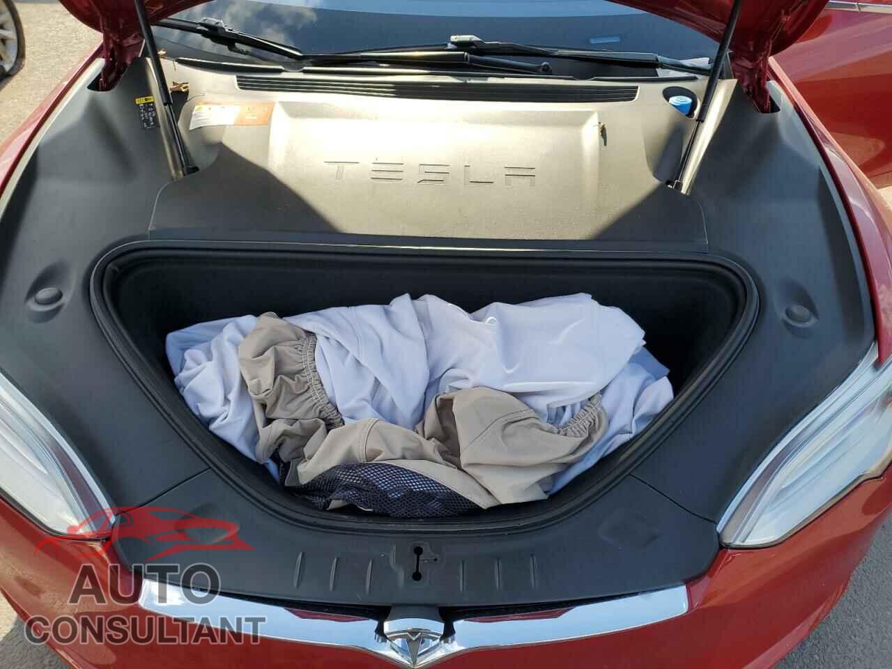 TESLA MODEL S 2017 - 5YJSA1E16HF228546