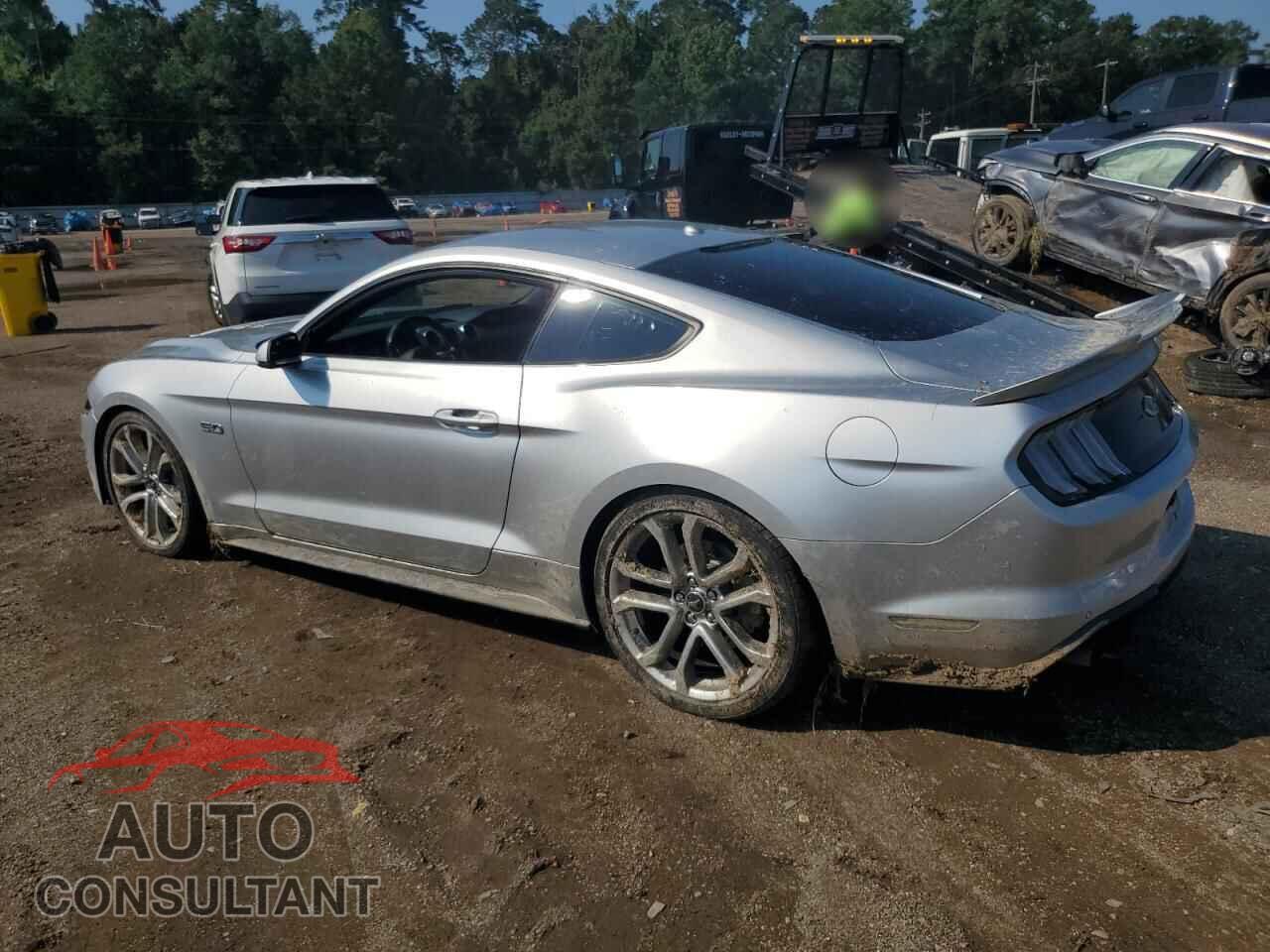 FORD MUSTANG 2019 - 1FA6P8CF6K5200140