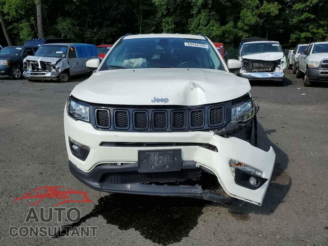 JEEP COMPASS 2019 - 3C4NJDBB8KT728812