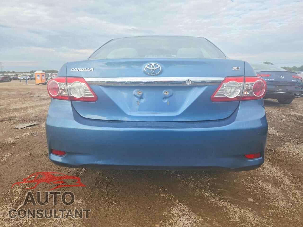 TOYOTA COROLLA 2013 - 5YFBU4EE3DP082925