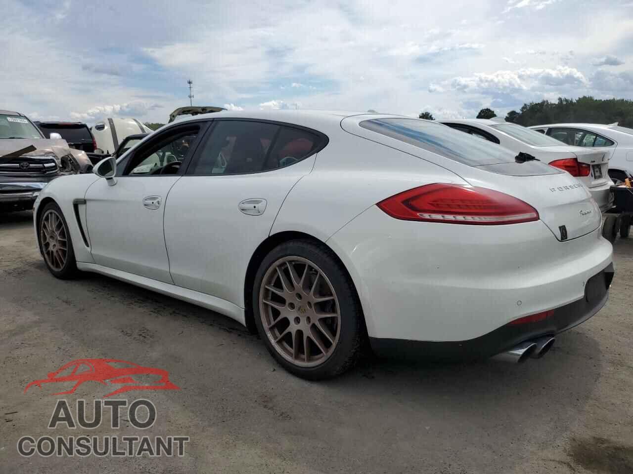 PORSCHE PANAMERA 2015 - WP0AA2A74FL007288