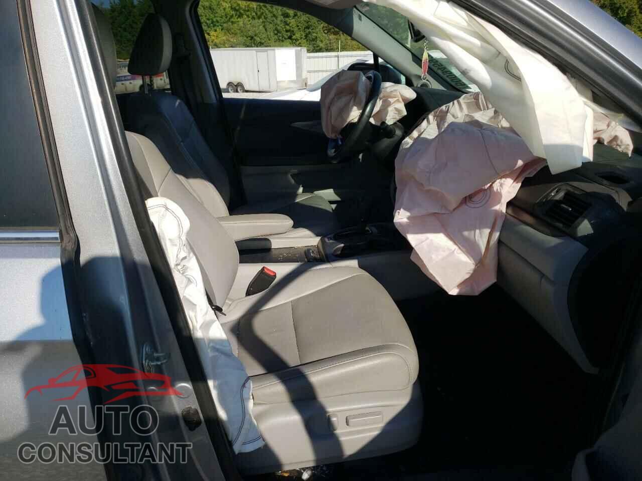 HONDA PILOT 2017 - 5FNYF5H54HB007559