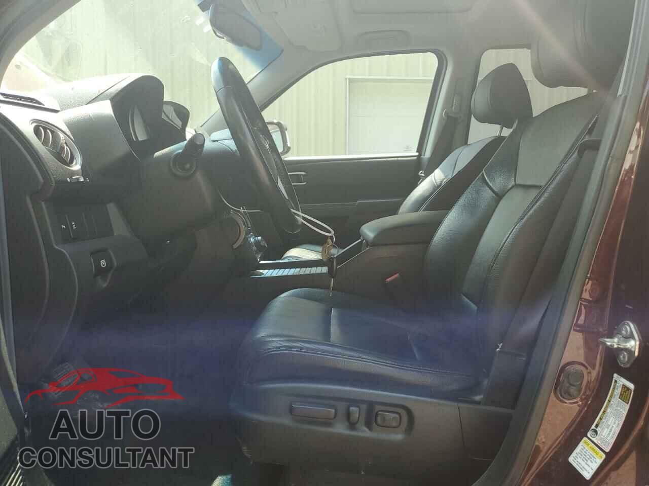 HONDA PILOT 2013 - 5FNYF4H95DB035281