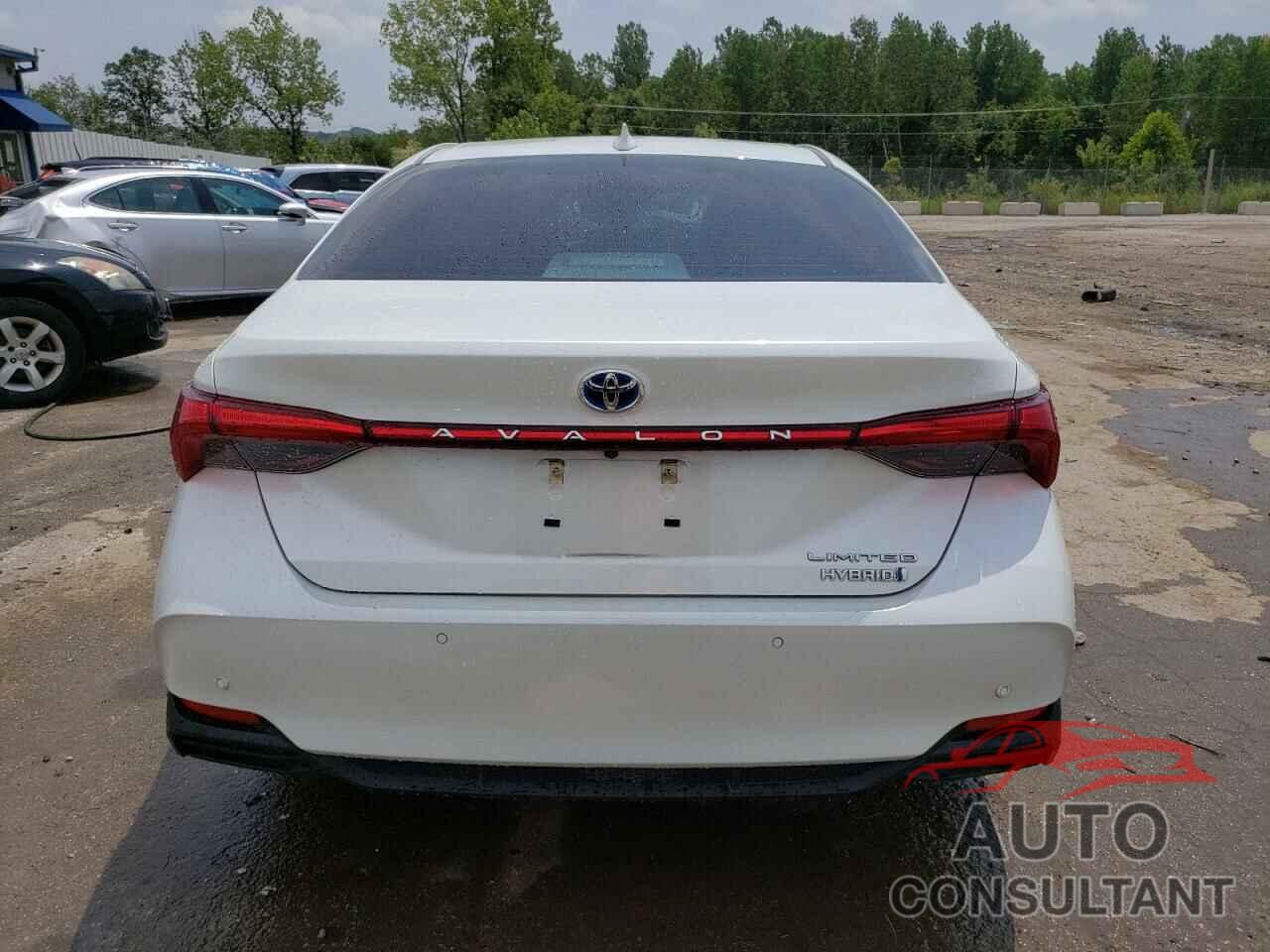 TOYOTA AVALON 2022 - 4T1DA1AB9NU011840