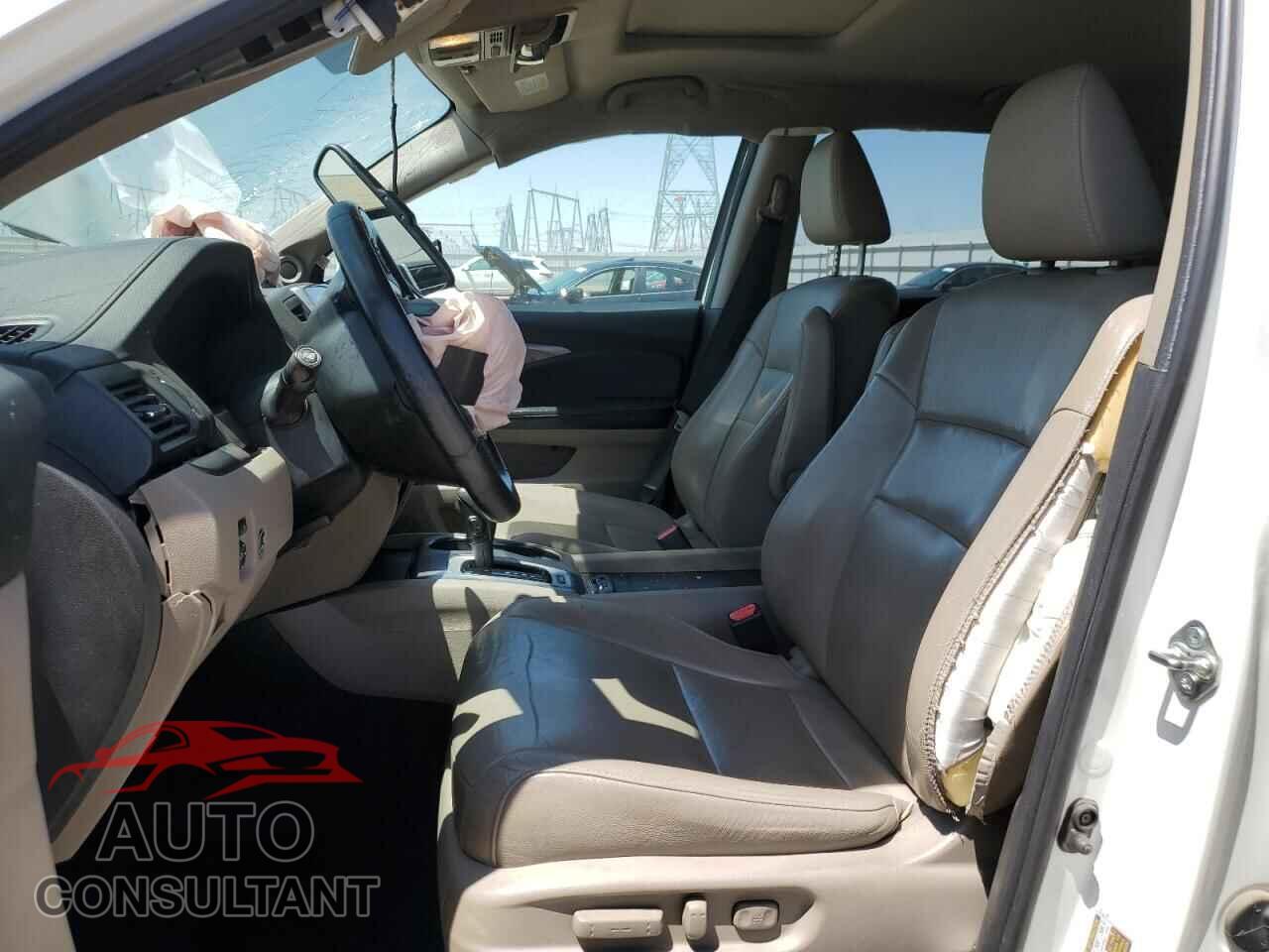 HONDA PILOT 2016 - 5FNYF5H54GB030662