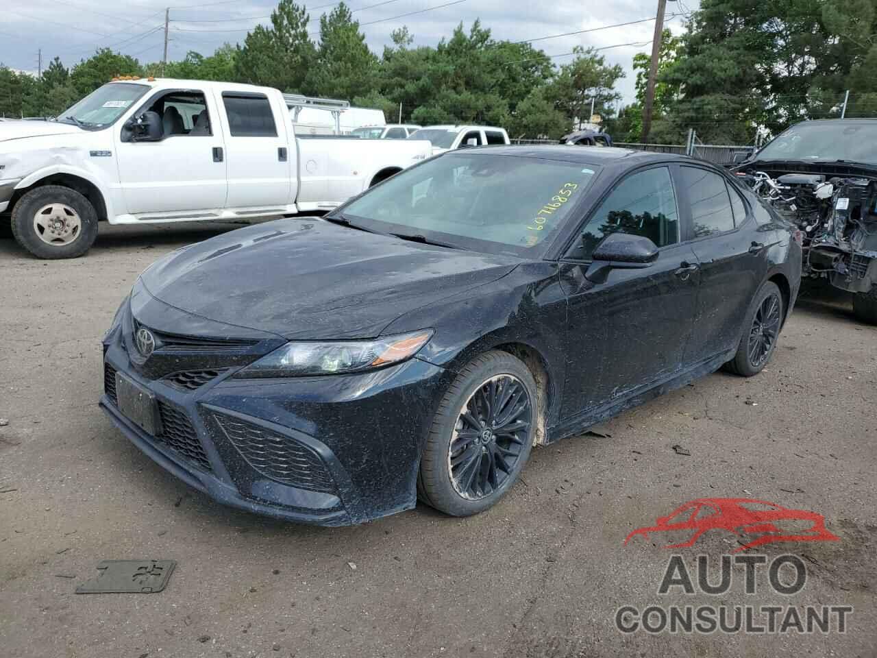 TOYOTA CAMRY 2021 - 4T1G11AKXMU496145