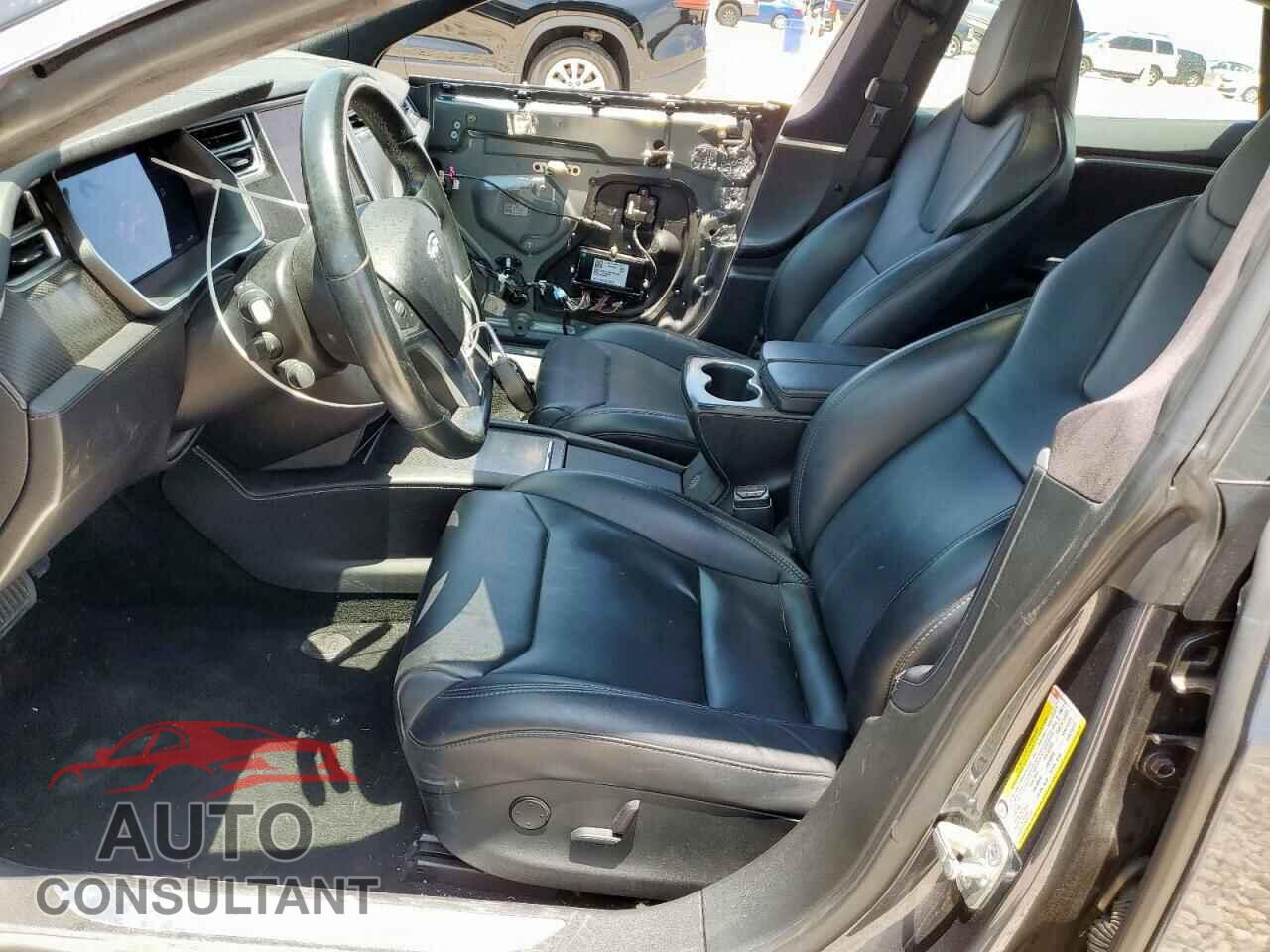 TESLA MODEL S 2017 - 5YJSA1E15HF223354