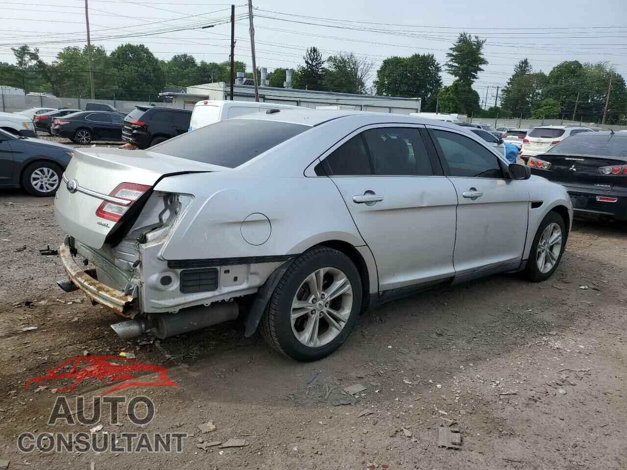 FORD TAURUS 2013 - 1FAHP2E82DG214399
