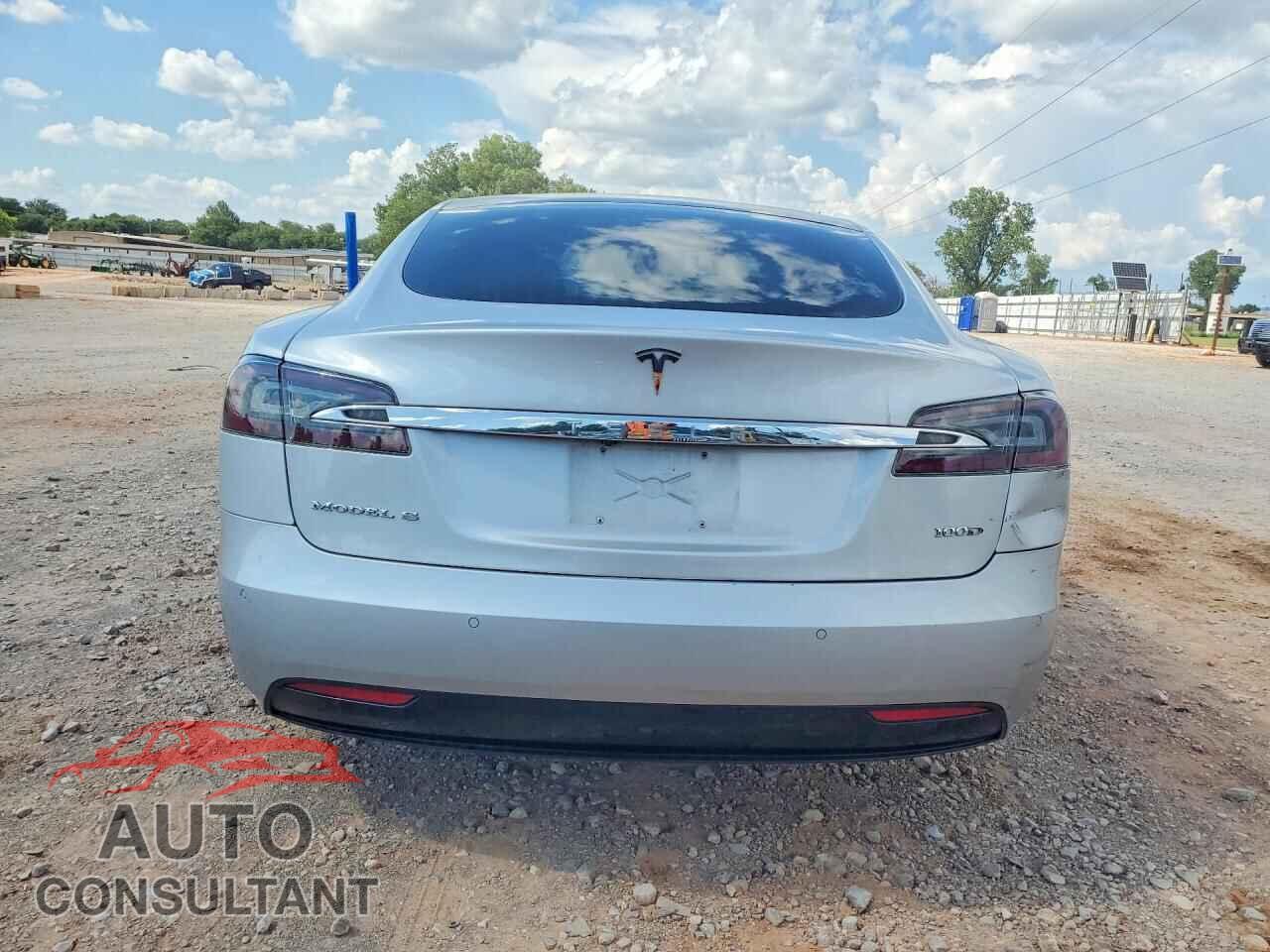 TESLA MODEL S 2018 - 5YJSA1E21JF258438