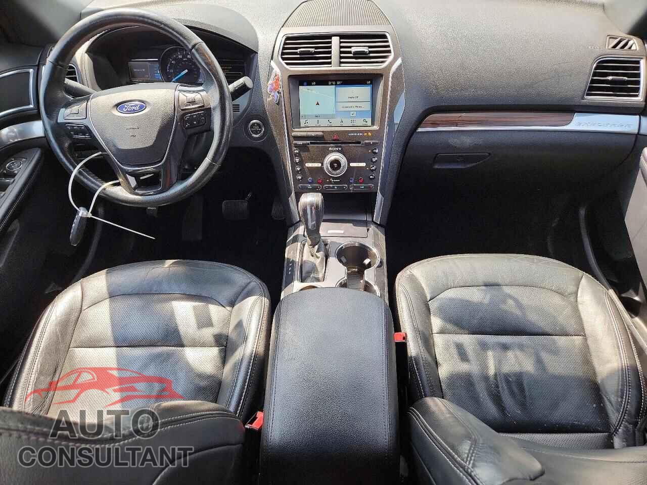 FORD EXPLORER 2018 - 1FM5K7F82JGB66675
