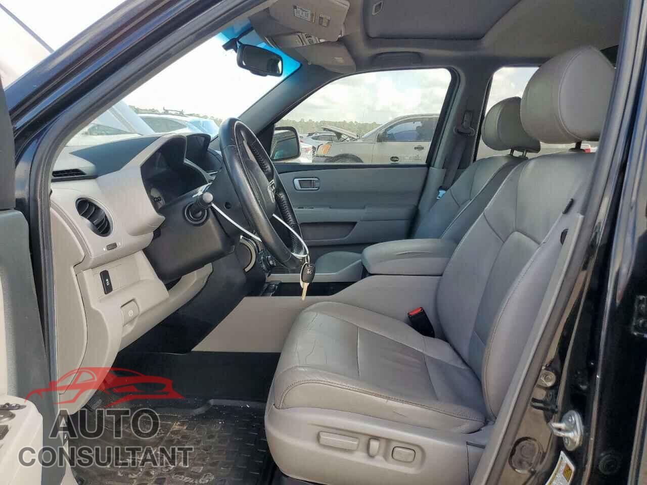 HONDA PILOT 2012 - 5FNYF3H72CB011480