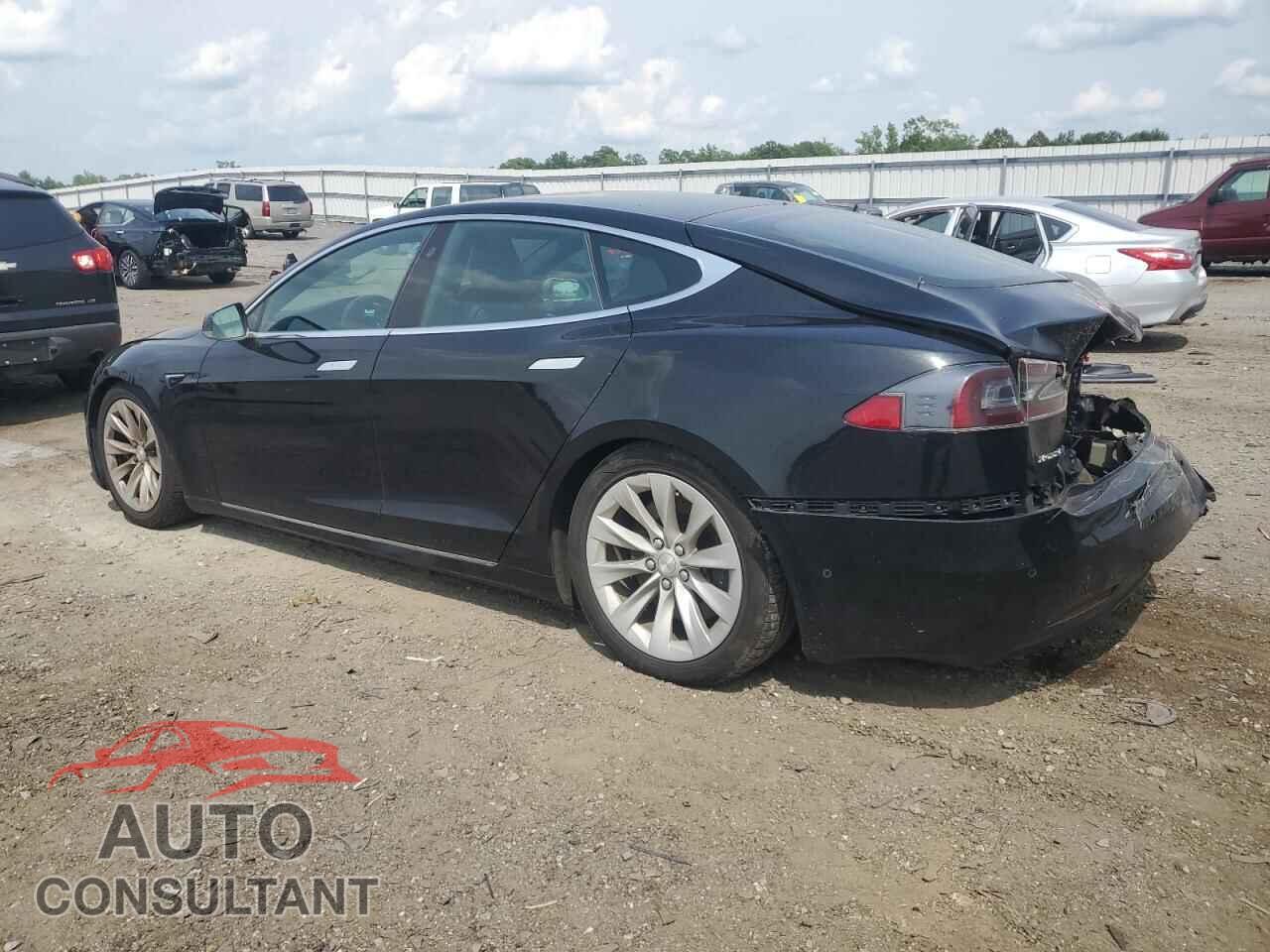 TESLA MODEL S 2018 - 5YJSA1E26JF266728