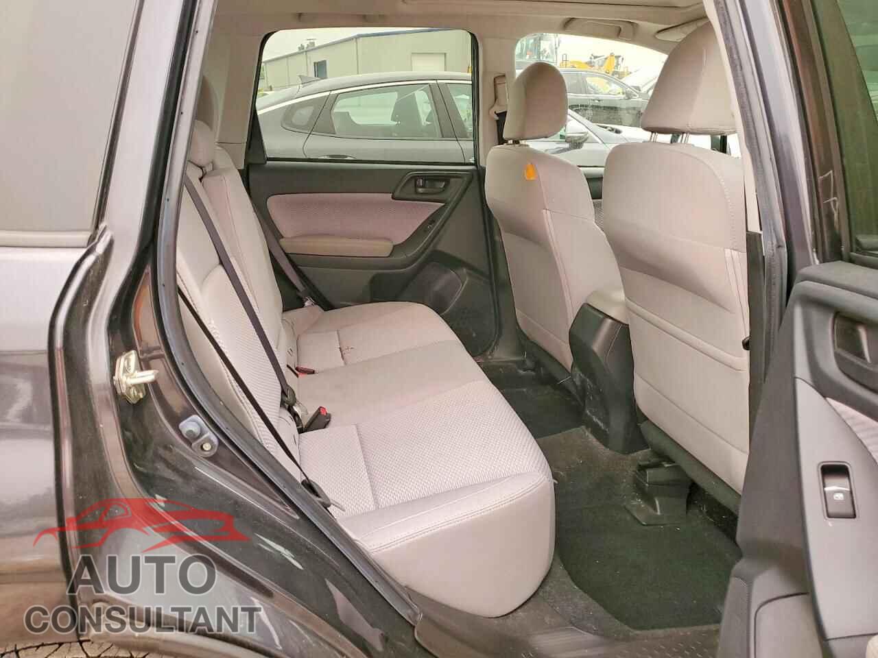 SUBARU FORESTER 2017 - JF2SJAEC4HH574100
