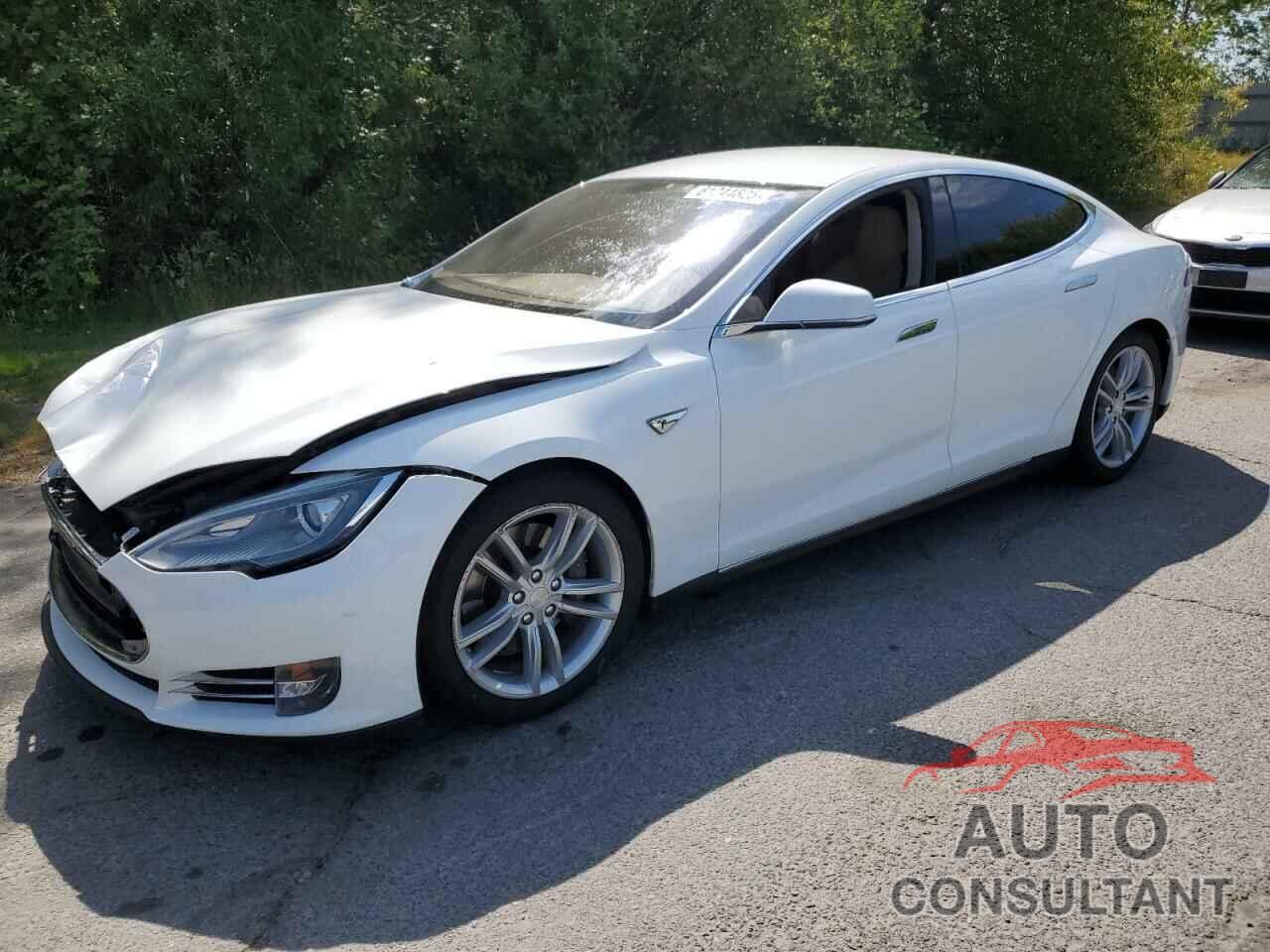 TESLA MODEL S 2013 - 5YJSA1CN3DFP05949