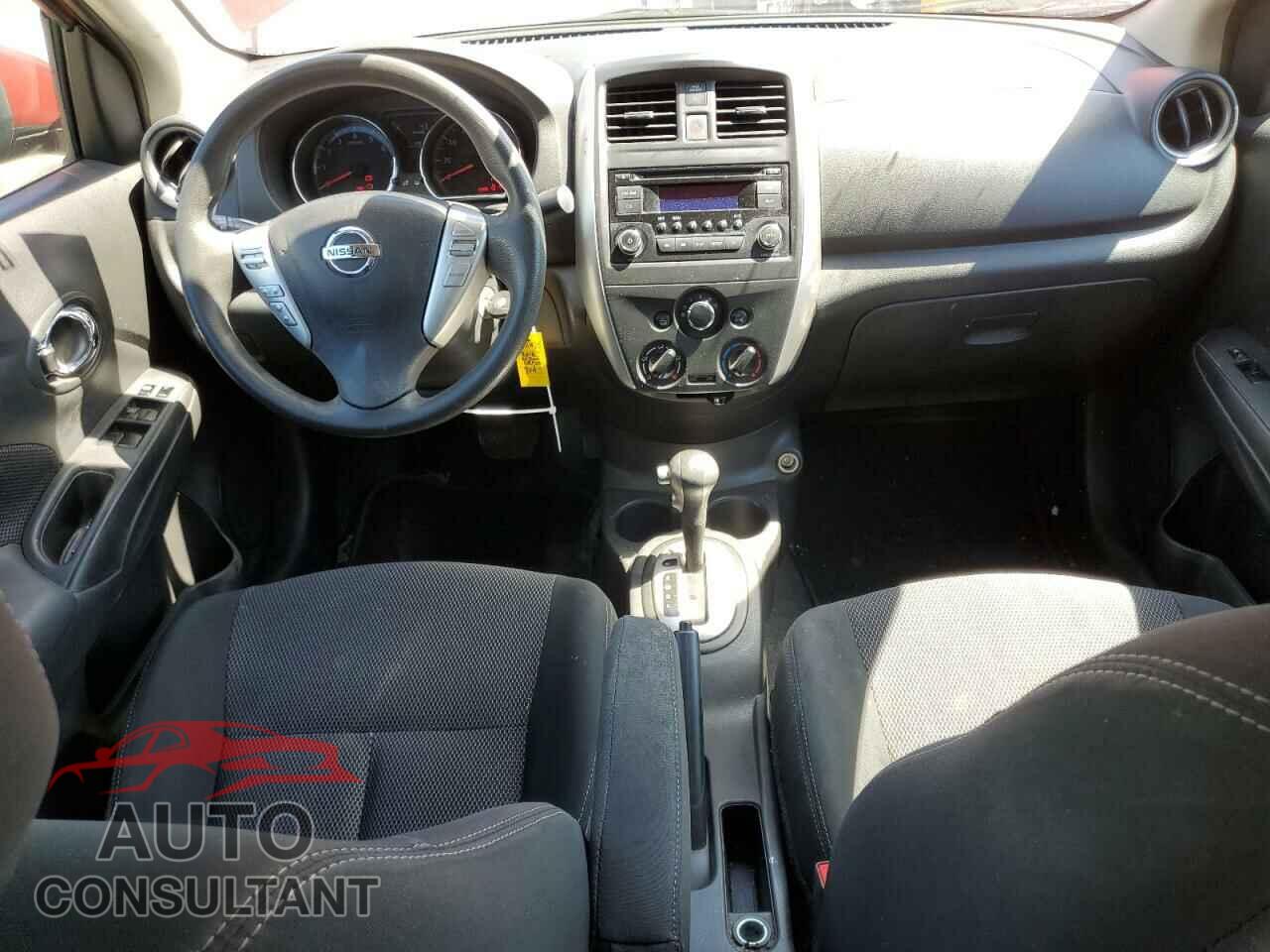 NISSAN VERSA 2018 - 3N1CN7AP6JL856400
