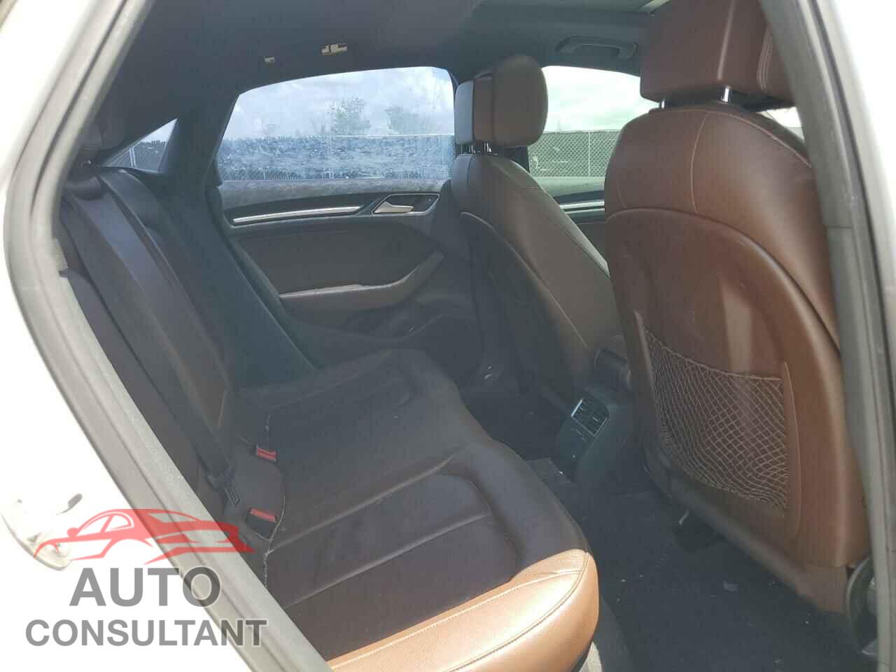 AUDI A3 2016 - WAUA7GFF3G1063714