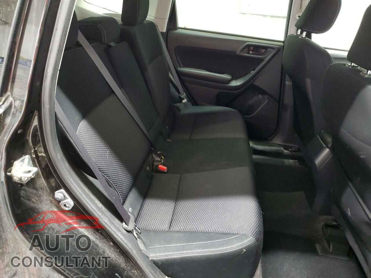 SUBARU FORESTER 2017 - JF2SJAGC6HH484315