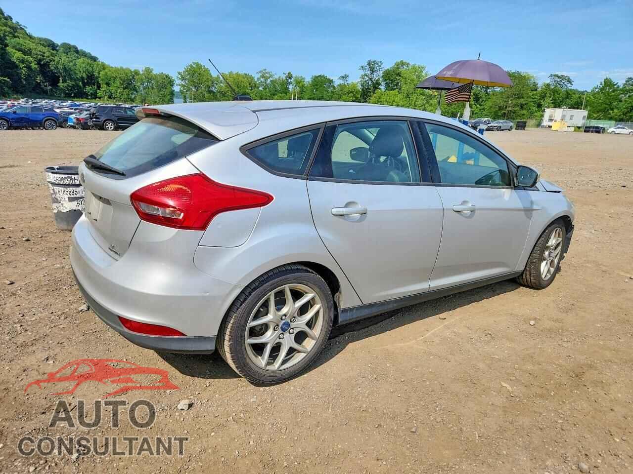 FORD FOCUS 2015 - 1FADP3K22FL283818