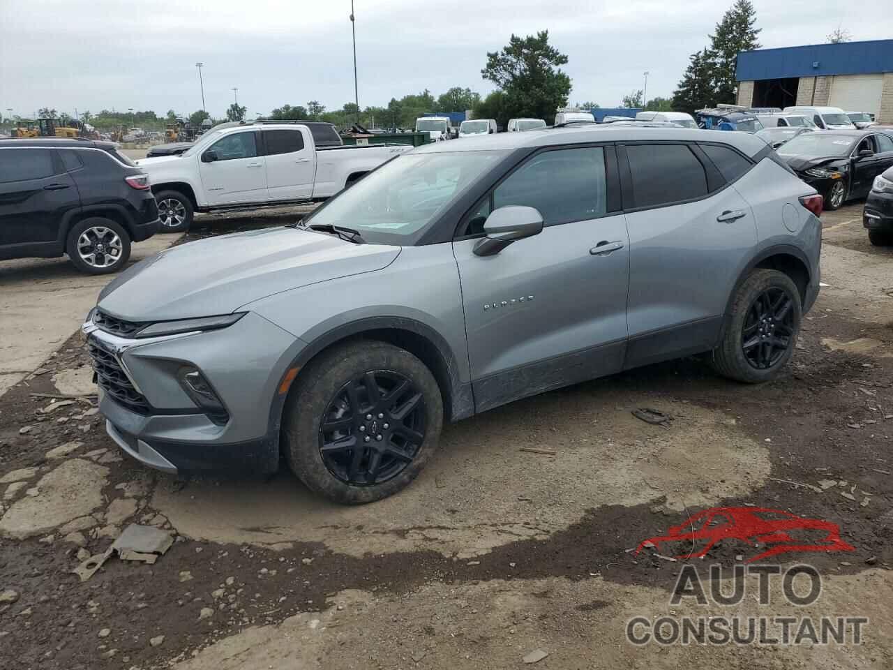 CHEVROLET BLAZER 2023 - 3GNKBHR4XPS180511