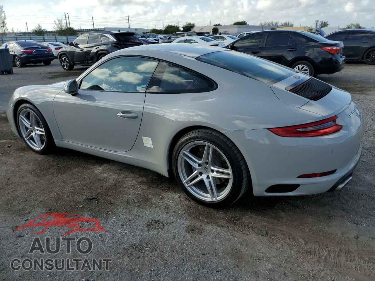 PORSCHE 911 2018 - WP0AA2A96JS106565