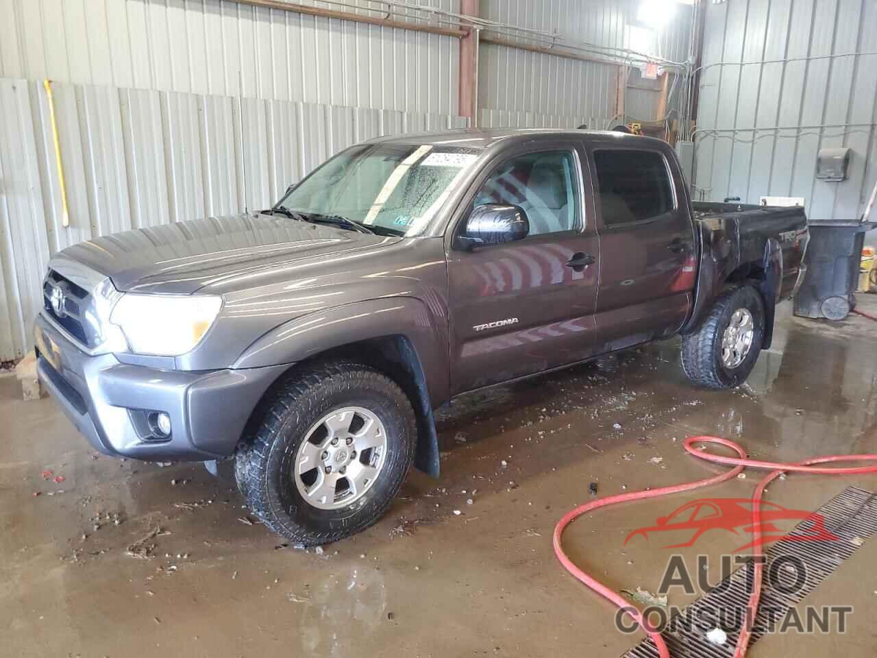 TOYOTA TACOMA 2015 - 3TMLU4EN0FM202694