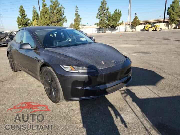 TESLA MODEL 3 2024 - 5YJ3E1EA5RF743418