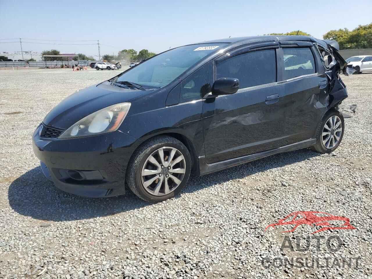 HONDA FIT 2013 - JHMGE8H64DC045341