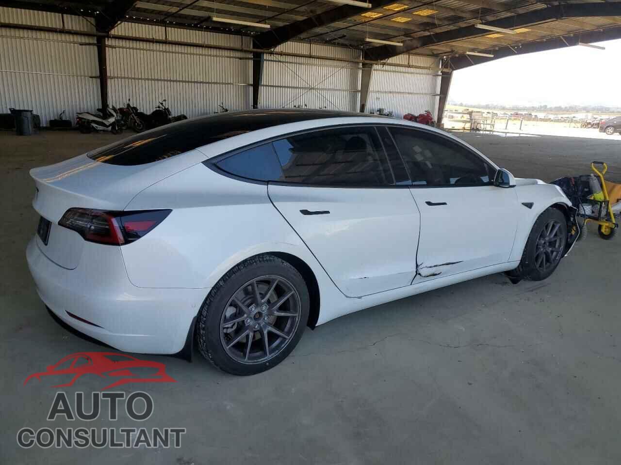 TESLA MODEL 3 2021 - 5YJ3E1EA2MF874508