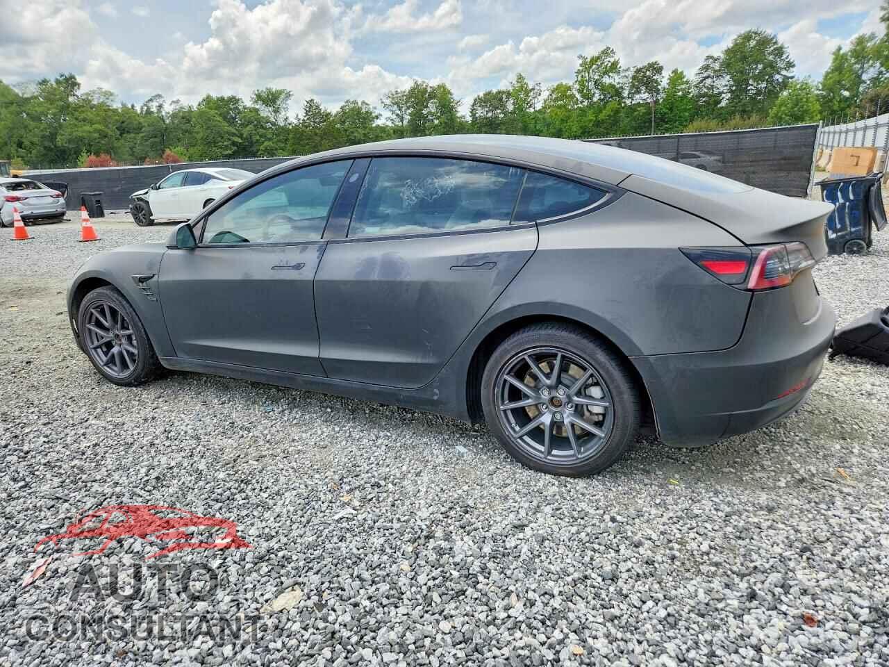 TESLA MODEL 3 2022 - 5YJ3E1EBXNF120122