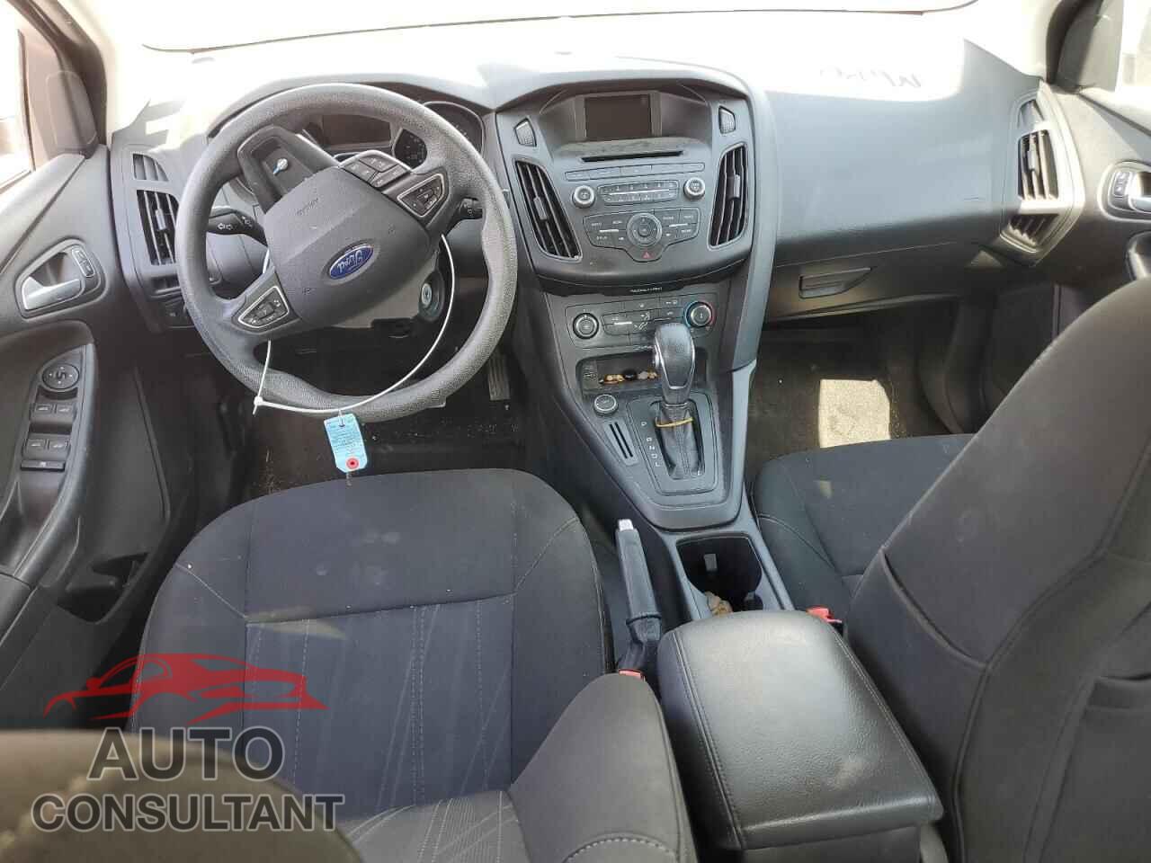 FORD FOCUS 2017 - 1FADP3F29HL323387