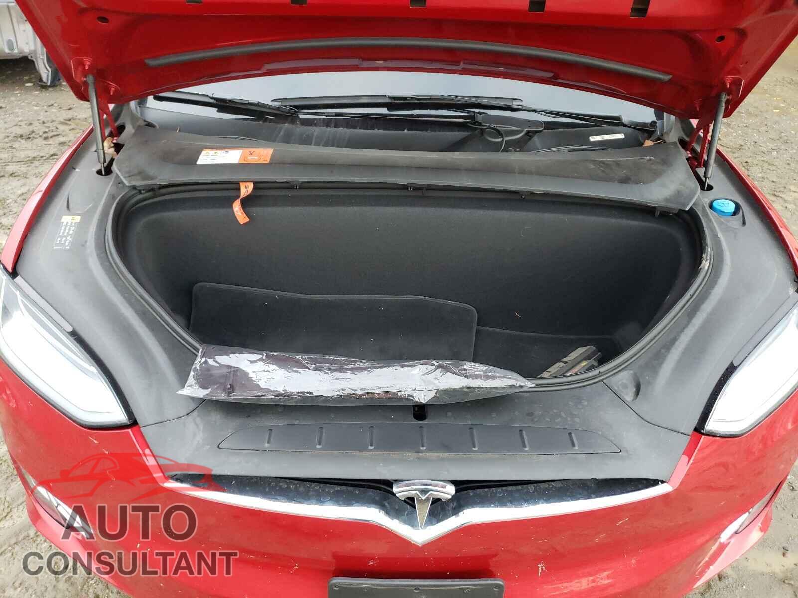 TESLA MODEL X 2017 - 5YJXCDE25HF056813