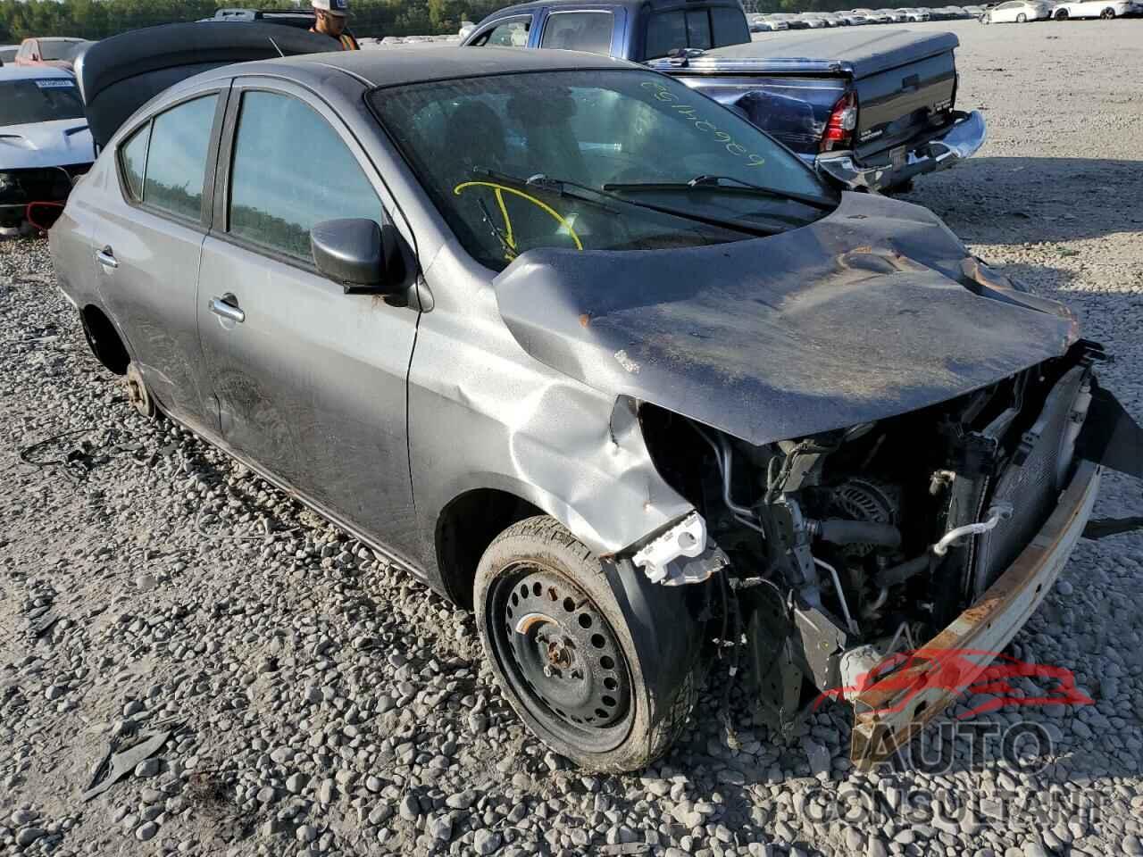 NISSAN VERSA 2018 - 3N1CN7APXJL826039