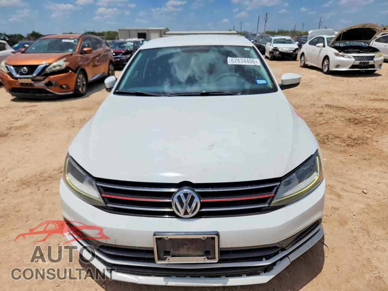 VOLKSWAGEN JETTA 2017 - 3VW2B7AJXHM311203