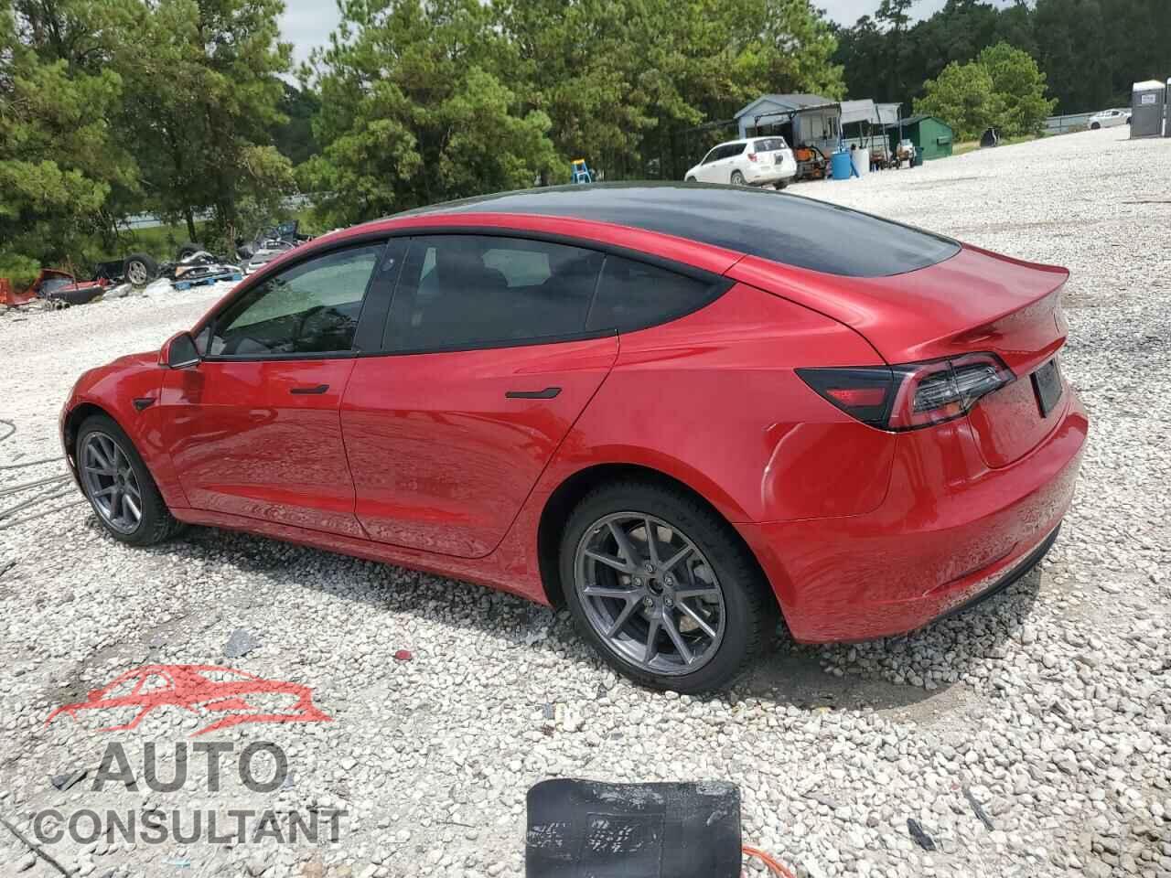 TESLA MODEL 3 2022 - 5YJ3E1EA8NF329656