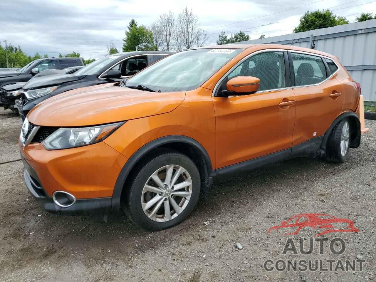 NISSAN ROGUE 2018 - JN1BJ1CP1JW107810