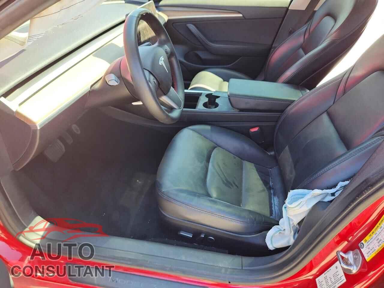 TESLA MODEL 3 2021 - 5YJ3E1EA5MF092672