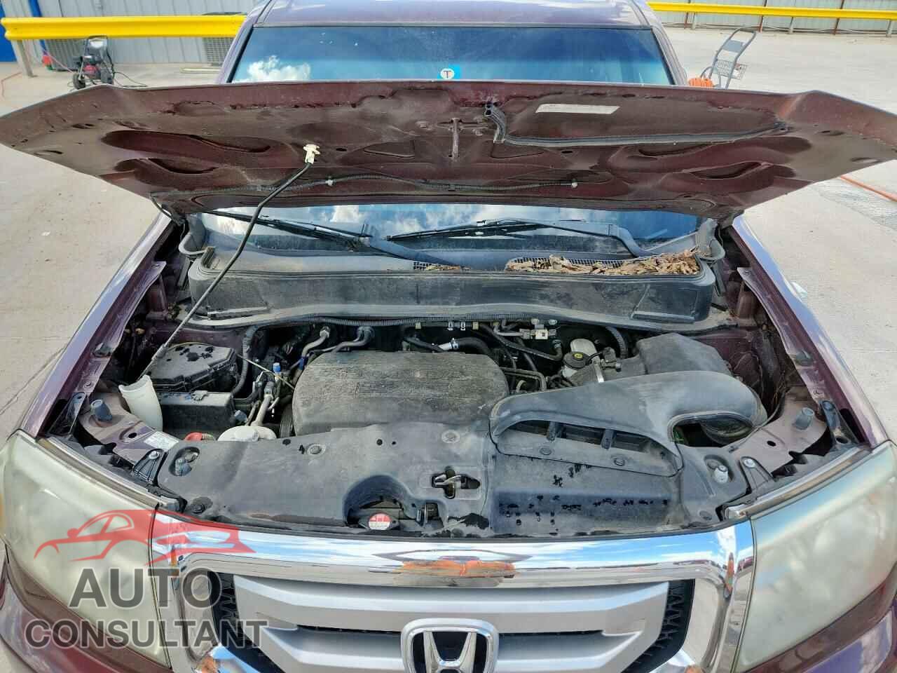 HONDA PILOT 2011 - 5FNYF3H49BB032752