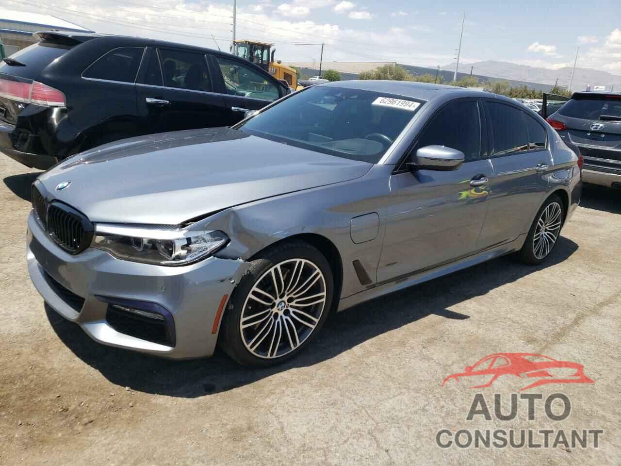 BMW 5 SERIES 2018 - WBAJA9C56JB250519