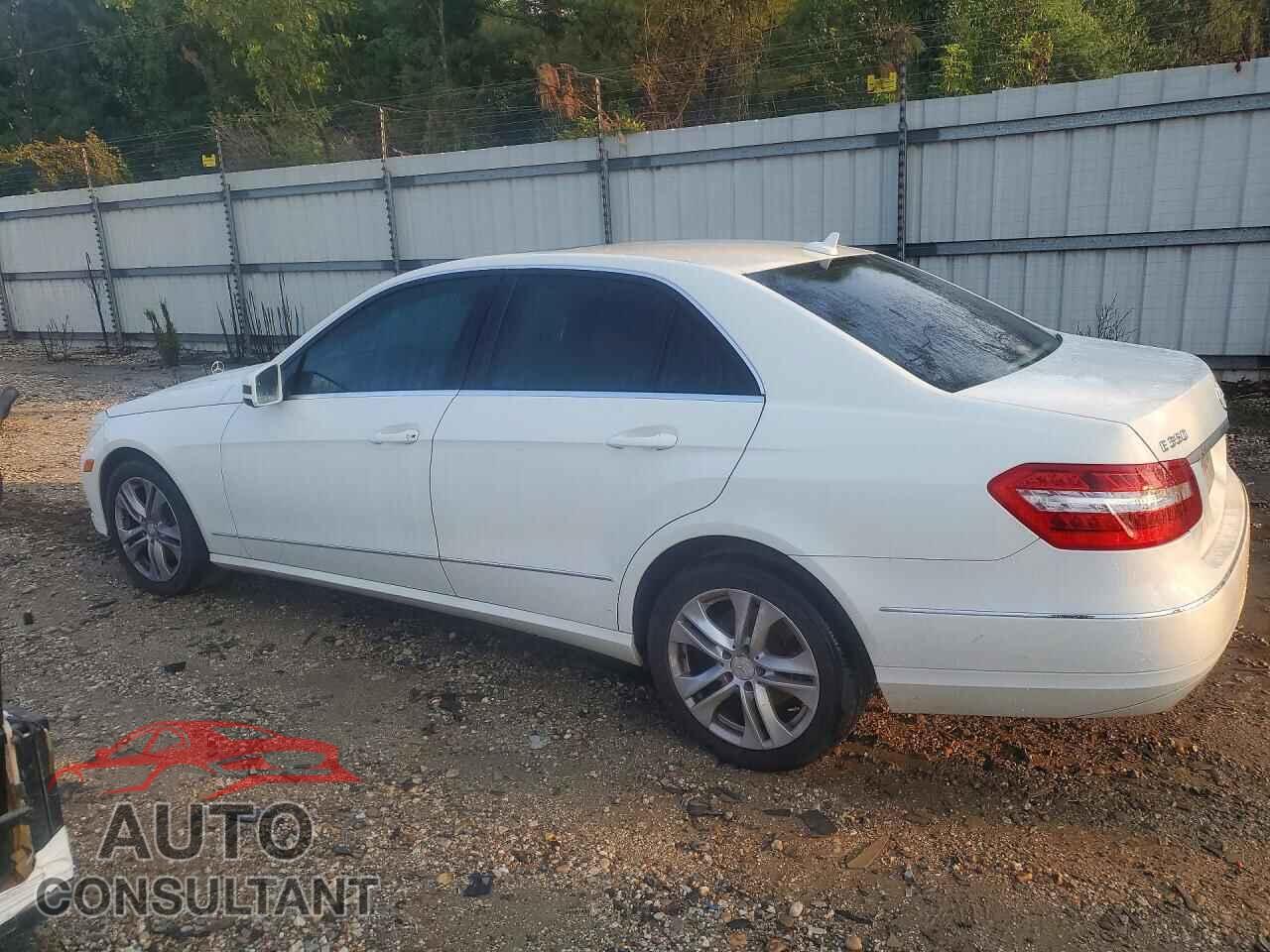 MERCEDES-BENZ E-CLASS 2011 - WDDHF8HB5BA403027