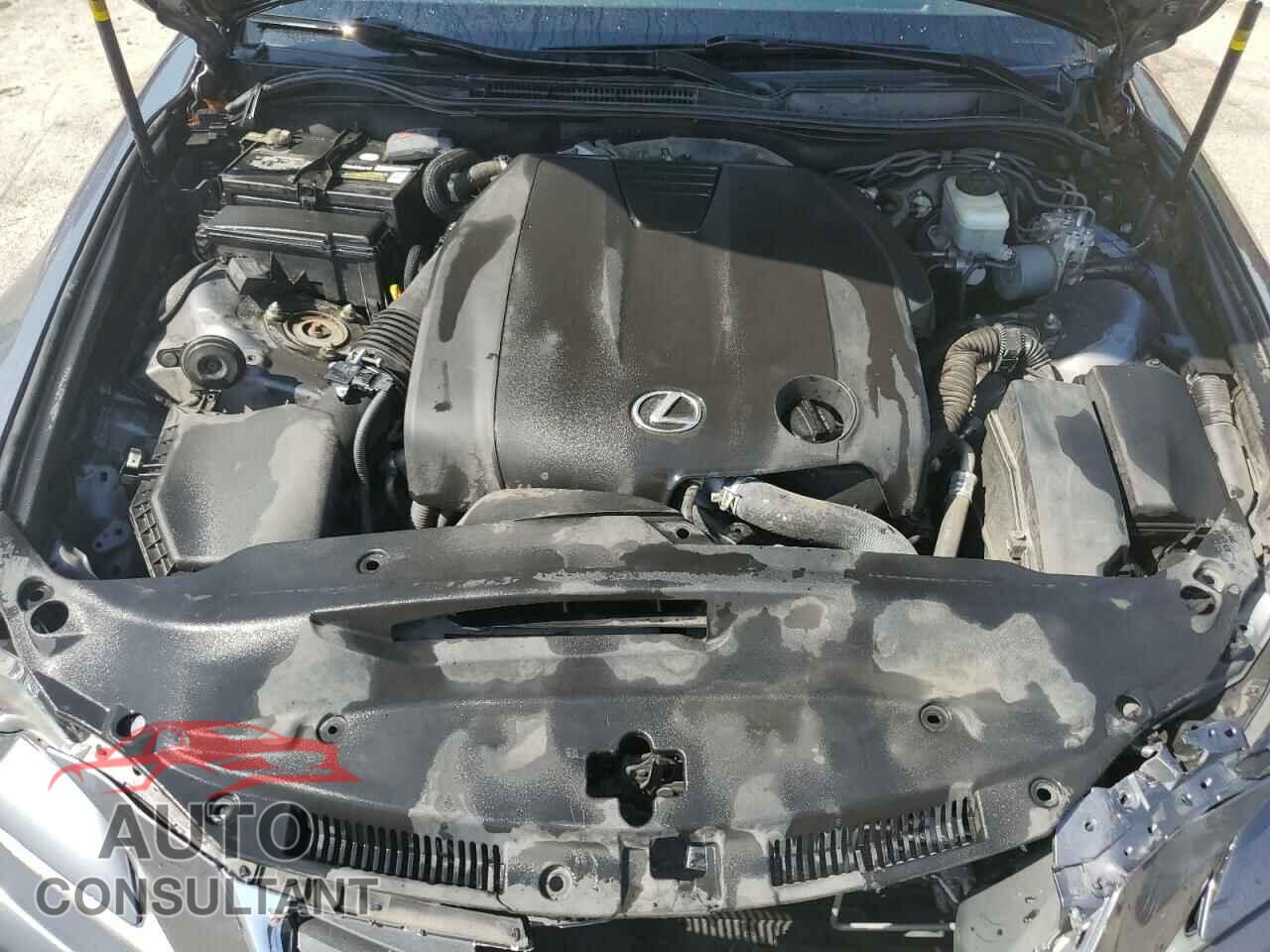LEXUS IS 2014 - JTHCF1D20E5000344
